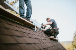 Local Roofers in Winchester, TX
